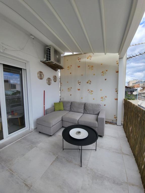 Viva La Veranda Apartment in Central Athens, Athens – Updated 2024 Prices