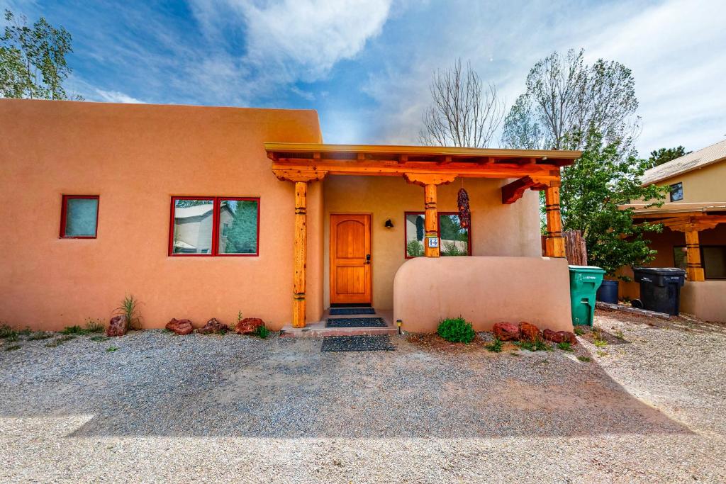 Gallery image of Cozy Oasis Unit 16 in Taos