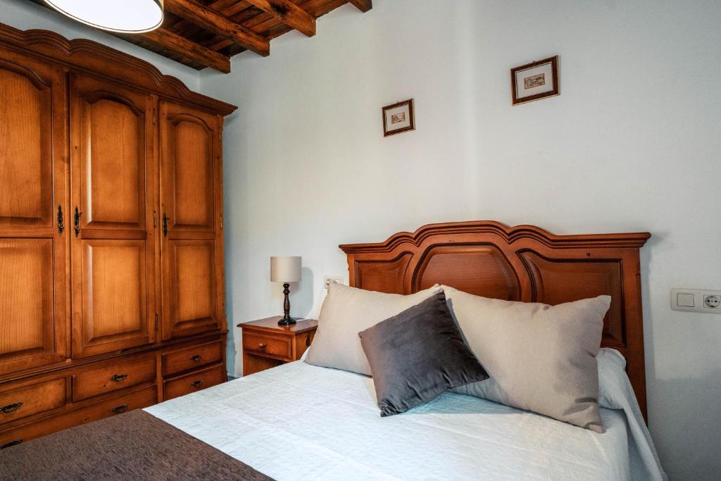 Posteľ alebo postele v izbe v ubytovaní Casa en Muros con preciosas vistas al mar