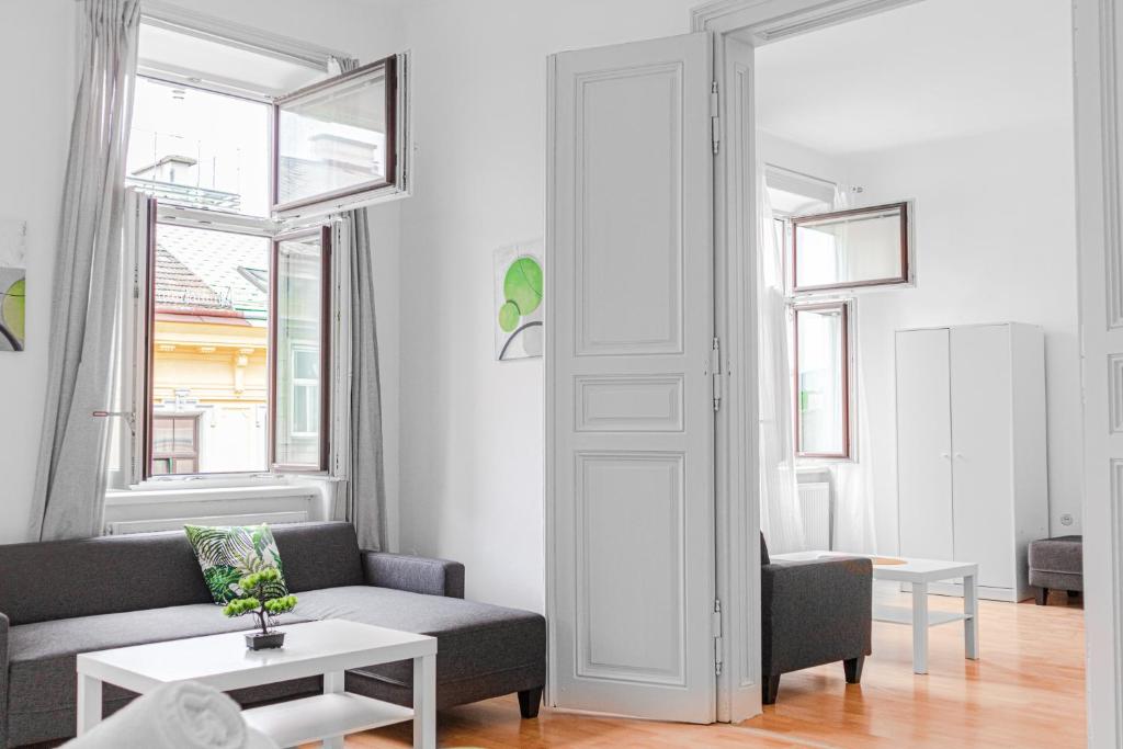 Posedenie v ubytovaní Pleasing 2BR Apt. AKH-Perfect for Groups