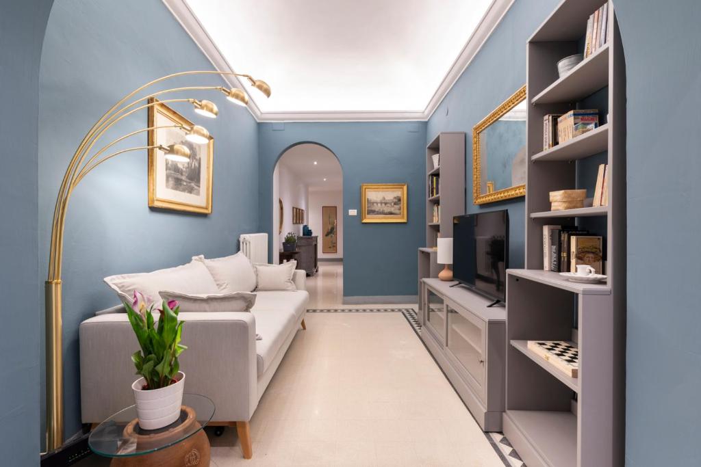 Dimora D'Azeglio with private patio