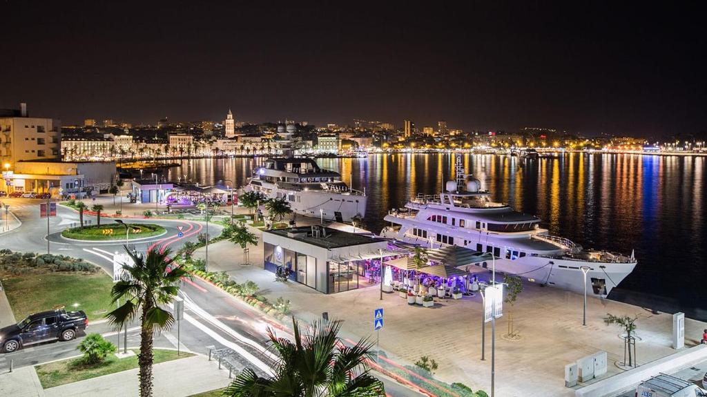 Výhľad na mesto Split alebo výhľad na mesto priamo z apartmánu