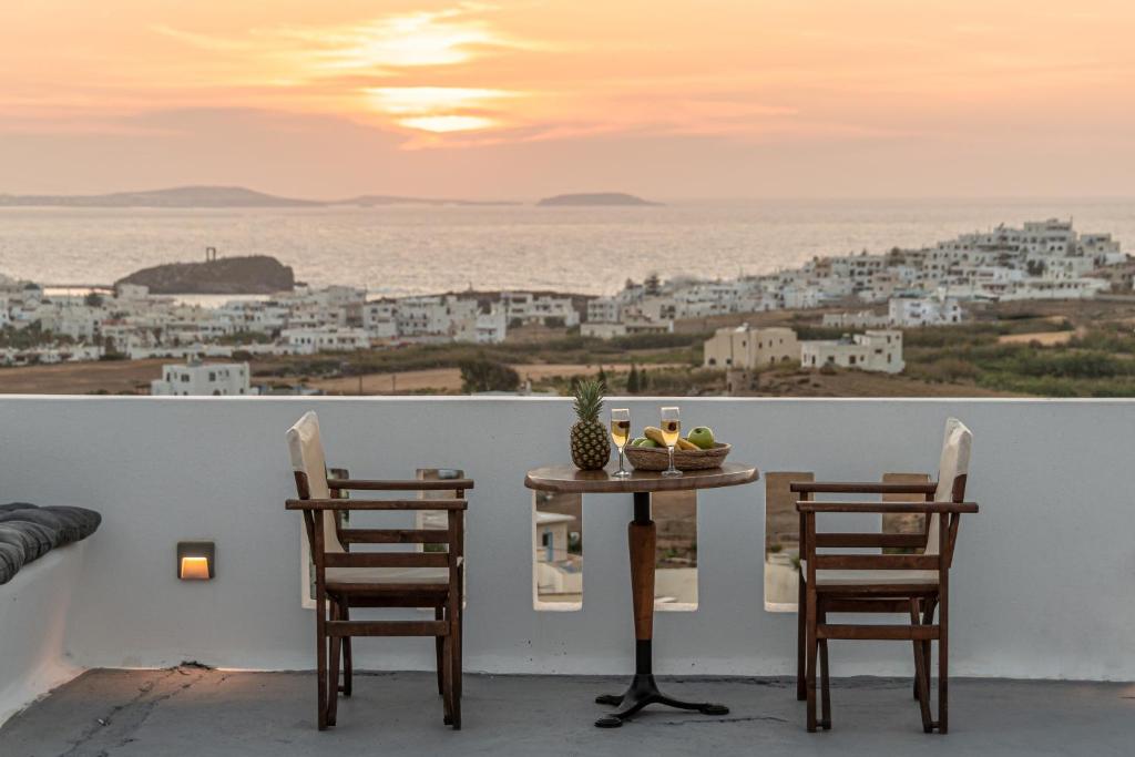 Gallery image of Naxian View in Naxos Chora