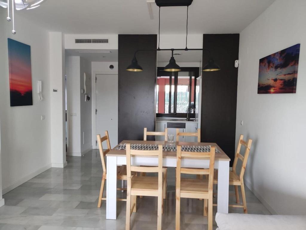 Kuchyň nebo kuchyňský kout v ubytování Apartment in Ayamonte with River Views