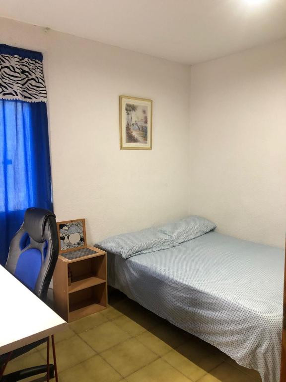 Booking.com: PRECIOSA HABITACION EN APARTAMENTO EN CENTRO DE ...