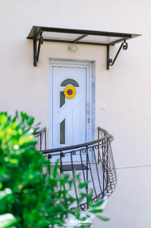 Fotografie z fotogalerie ubytování HELIANTHOS VILLA - APARTMENT No2 v destinaci Palaio Tsifliki