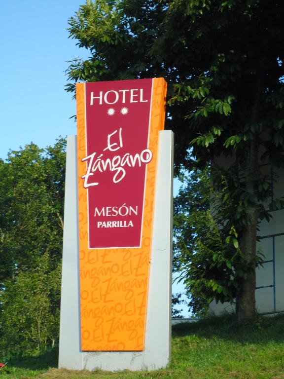 Certificado, premio, señal o documento que está expuesto en Hotel Parrilla el Zangano