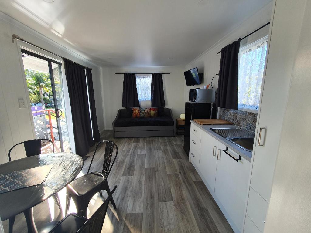 Rose City Caravan Park - Habitación Doble Superior