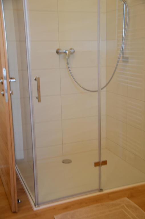Kúpeľňa v ubytovaní Ferienwohnung Waldköhlerei