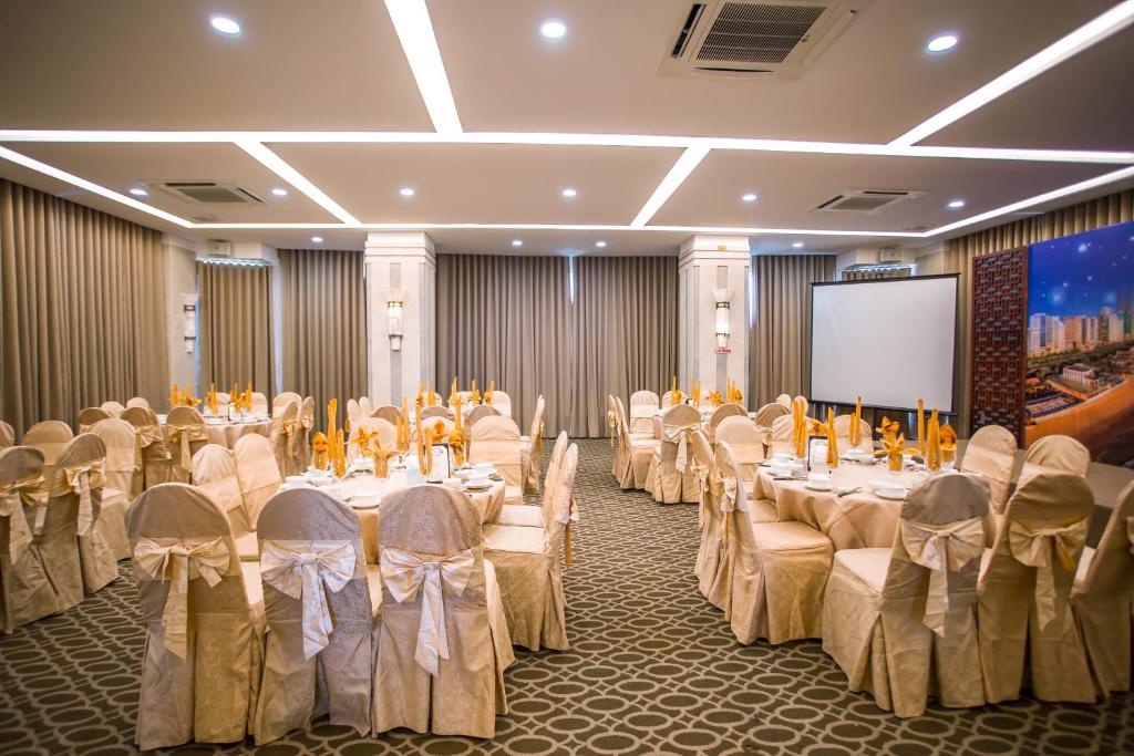 ダナンにあるMinh Toan Athena Hotelのギャラリーの写真