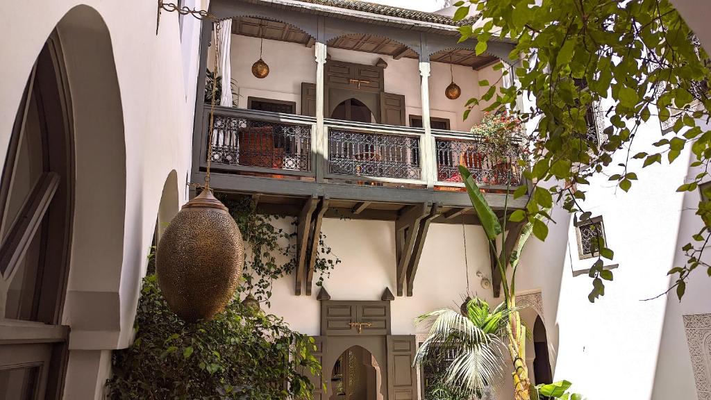 Rõdu või terrass majutusasutuses Riad Jardin Des Sens & Spa