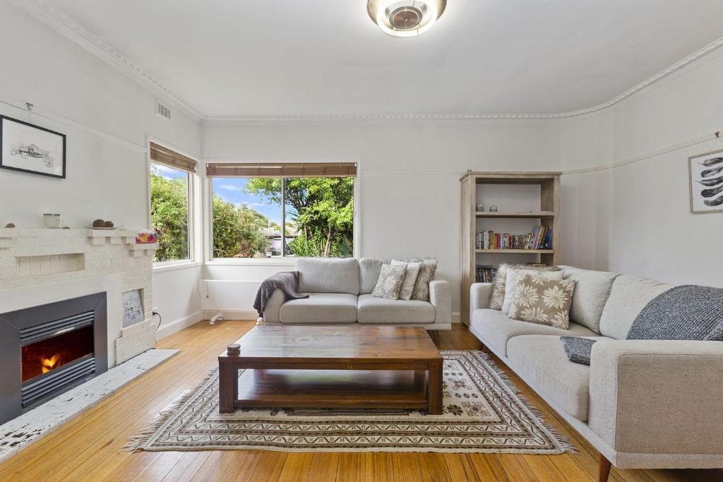 Khu vực ghế ngồi tại Milville