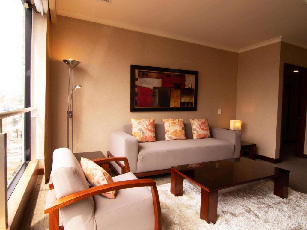 Posezení v ubytování Swissotel Quito