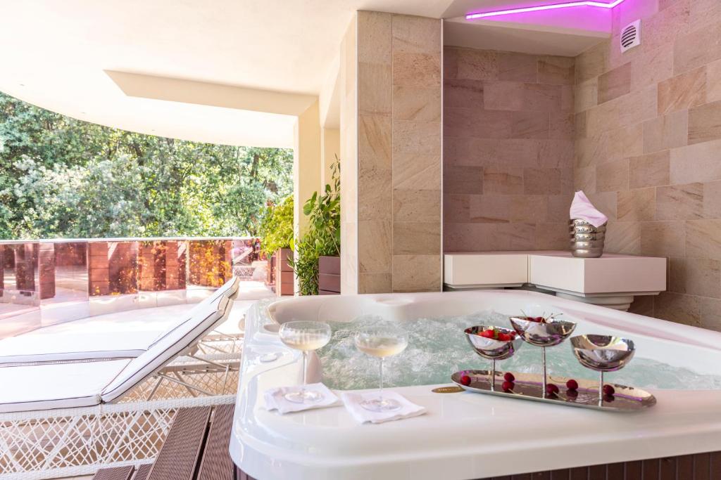 Posezení v ubytování Boutique Hotel Paradiso Bovelacci