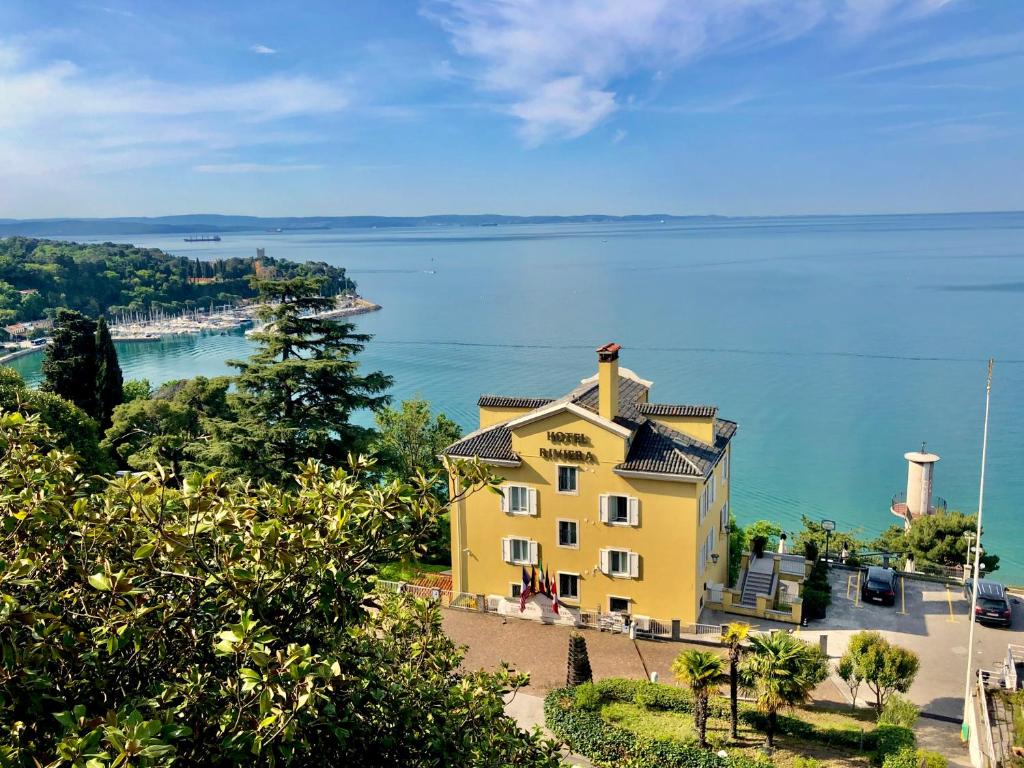 Hotel Riviera & Maximilian's, Trieste – Updated 2023 Prices