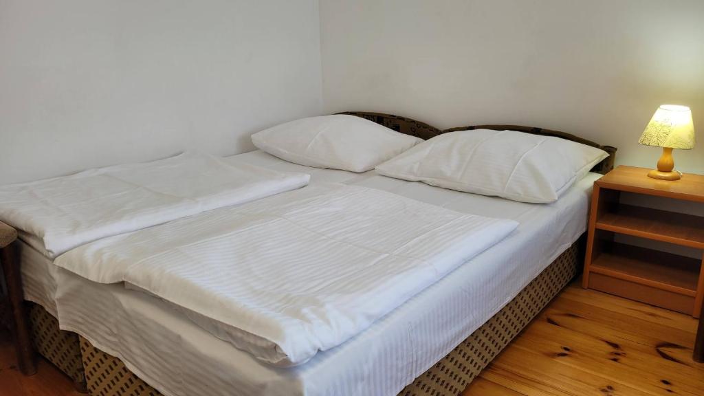 Pokoje Żabi Staw - Chambre Quadruple Avec Balcon