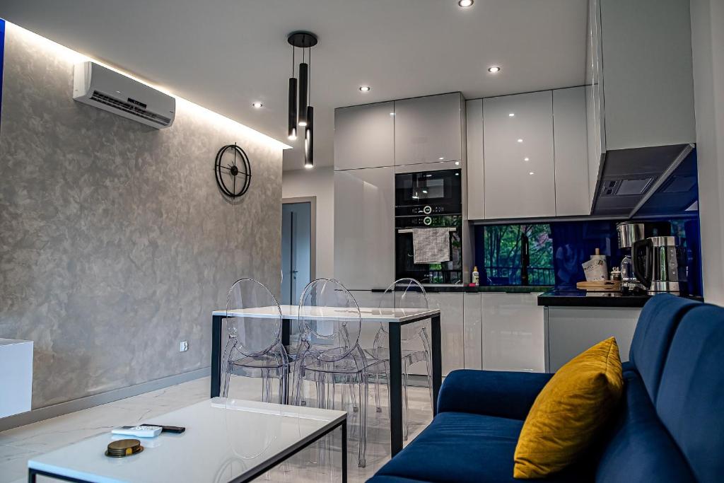 Kuchyňa alebo kuchynka v ubytovaní Luksusowy apartament na Starym Miescie