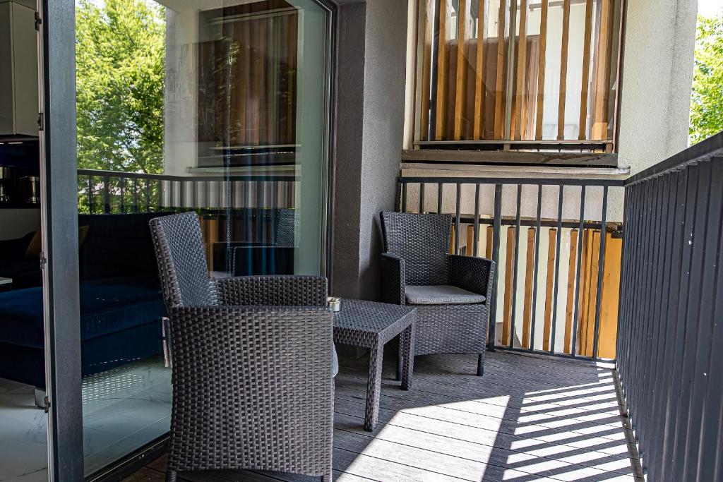 Posedenie v ubytovaní Luksusowy apartament na Starym Miescie