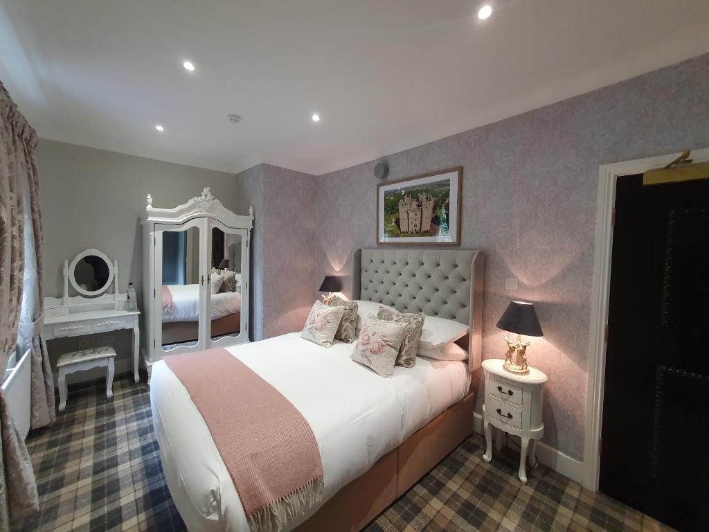 Langley Castle Hotel - 