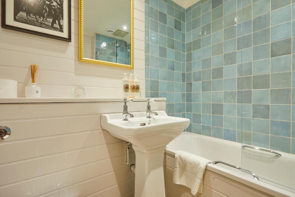 The Retreat, Elcot Park - Wessex