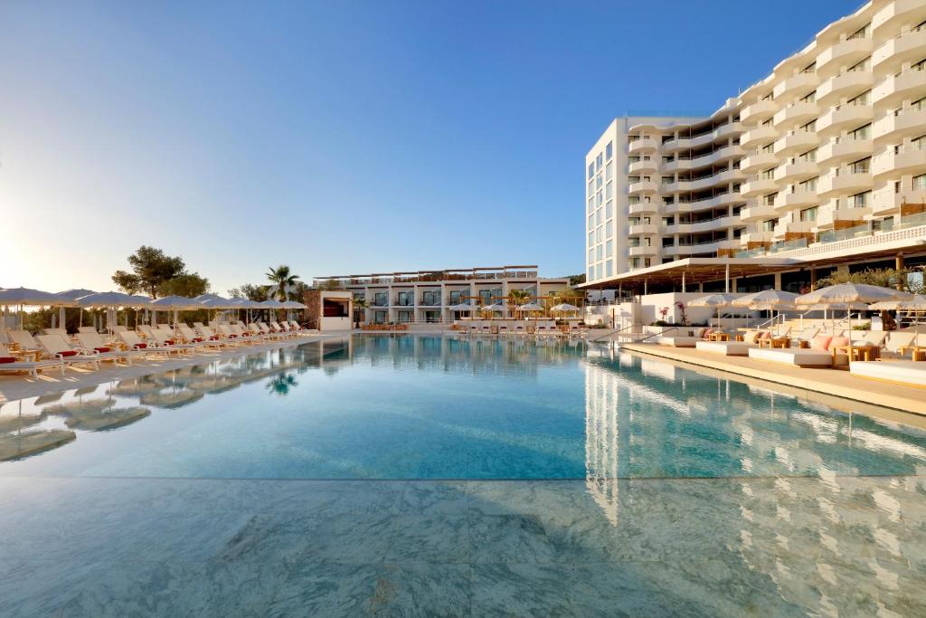TRS Ibiza Hotel -All Inclusive Adults Only, San Antonio ...