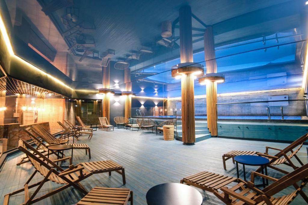 Bazén v ubytování Hotel Posta nebo v jeho okolí