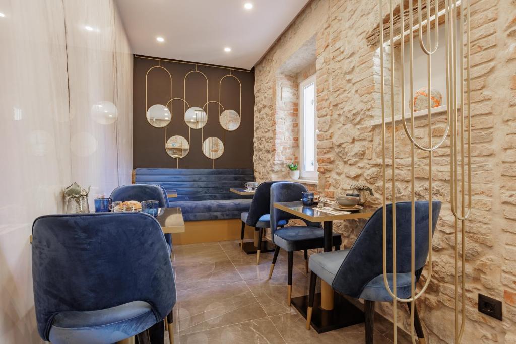 Posezení v ubytování Heritage Rooms Split Olympic Dream