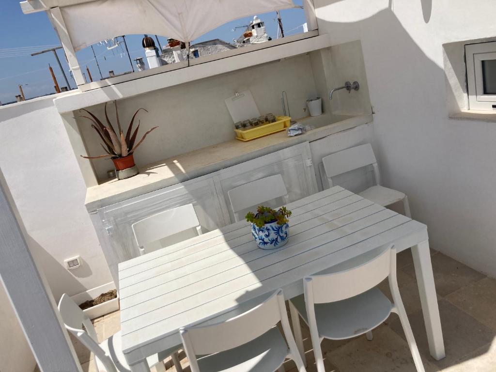 Kuchyňa alebo kuchynka v ubytovaní Casa con Vista a POLIGNANO a Mare