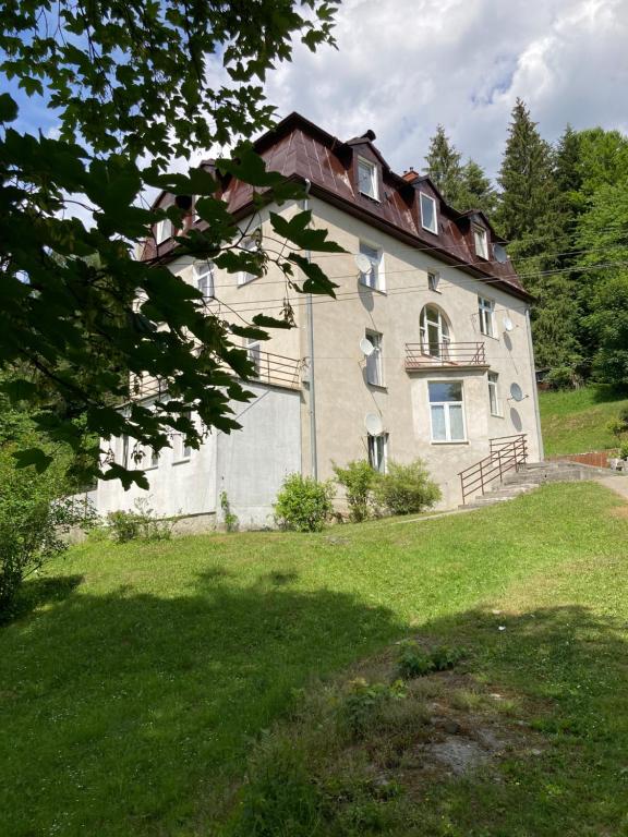 Budova, v ktorej sa apartmán nachádza