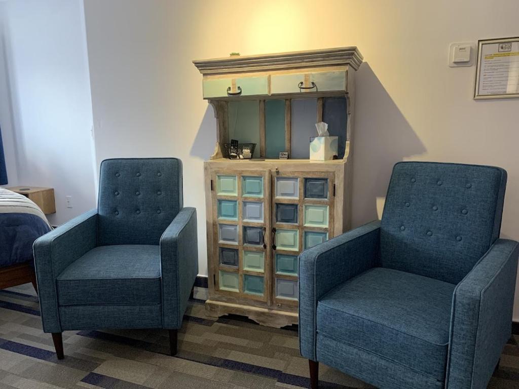 Area soggiorno di 303 BnB Inn Flagstaff