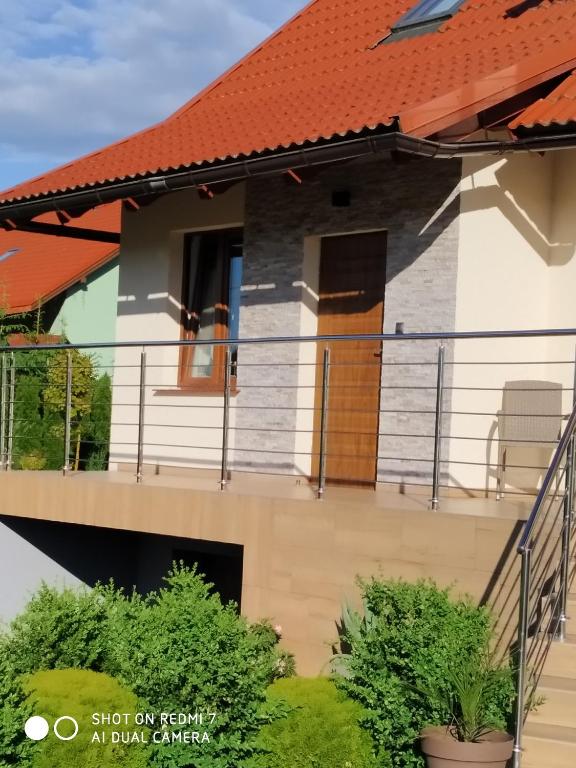 Budova, v ktorej sa dovolenkový dom nachádza