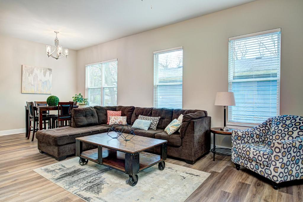 Cozy Stringtown GEM 1 Mile To Downtown!, Indianapolis (updated prices 2024)