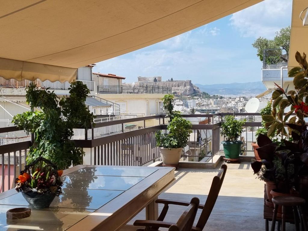 The ACROPOLIS view made for you-2BR APT // 6m walk to the metro