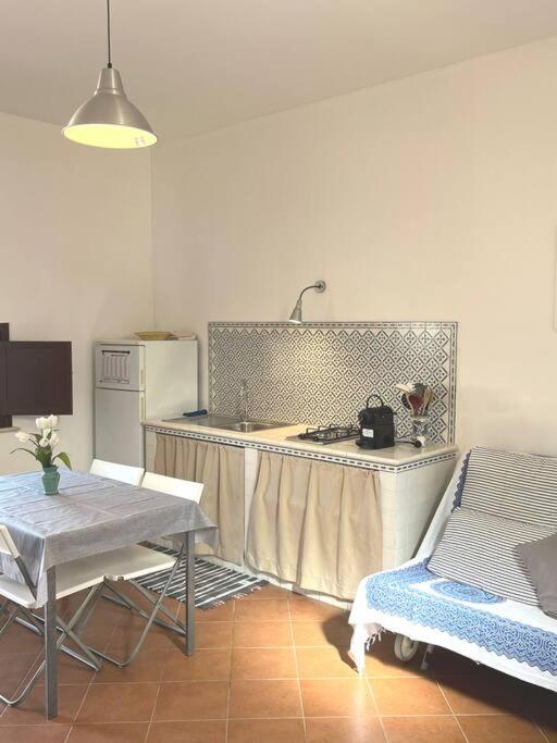 Kuchyň nebo kuchyňský kout v ubytování Casa Gilia Favignana