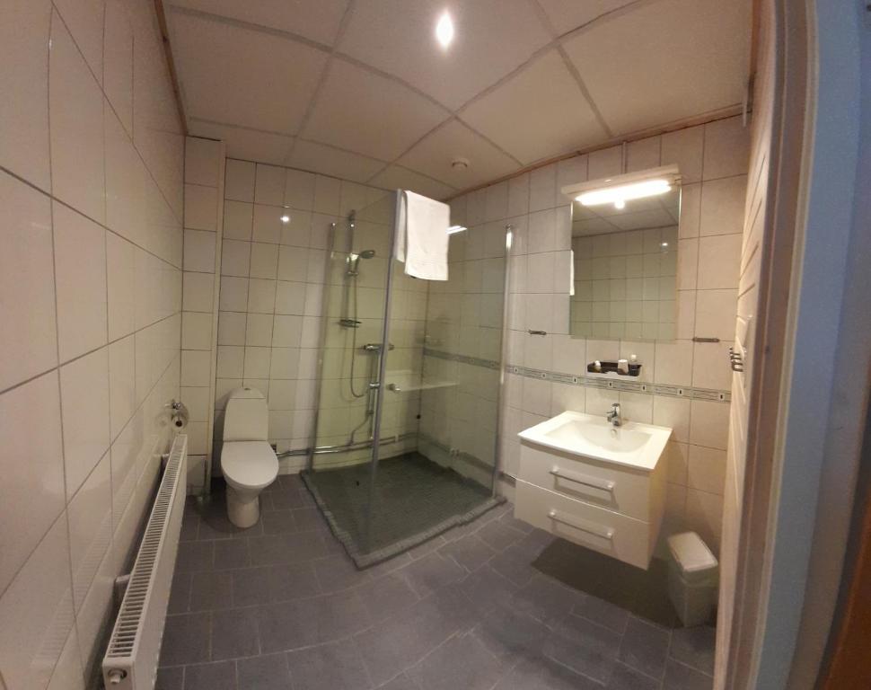 Koupelna v ubytování Skeppsgården B&B