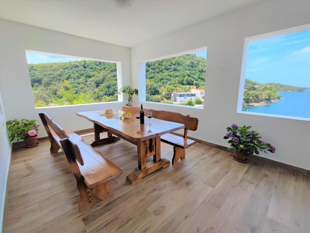 Příroda nedaleko apartmánu