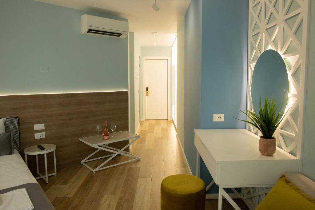Veranda Boutique Hotel - Chambre Double De Luxe Avec Balcon Et Vue En Mer