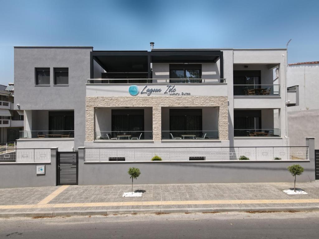 Budova, kde se aparthotel nachází