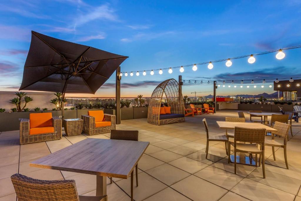 Restaurace v ubytování Vīb Hotel by Best Western Phoenix - Tempe