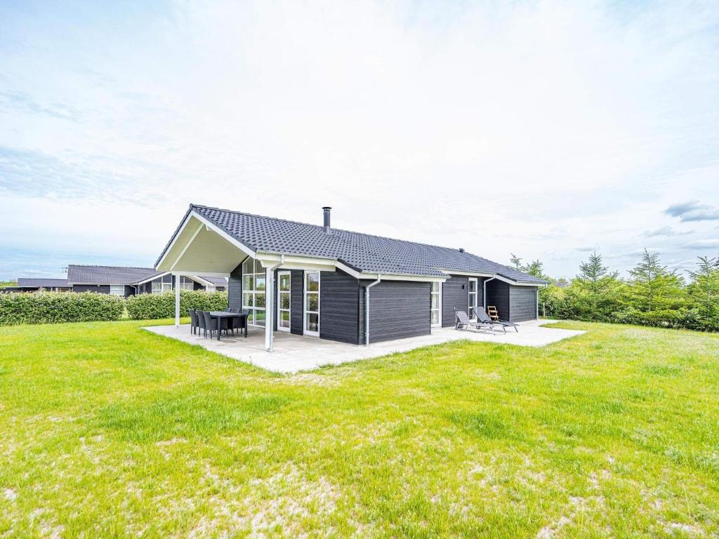 Zahrada ubytování Holiday home Tarm LXIV