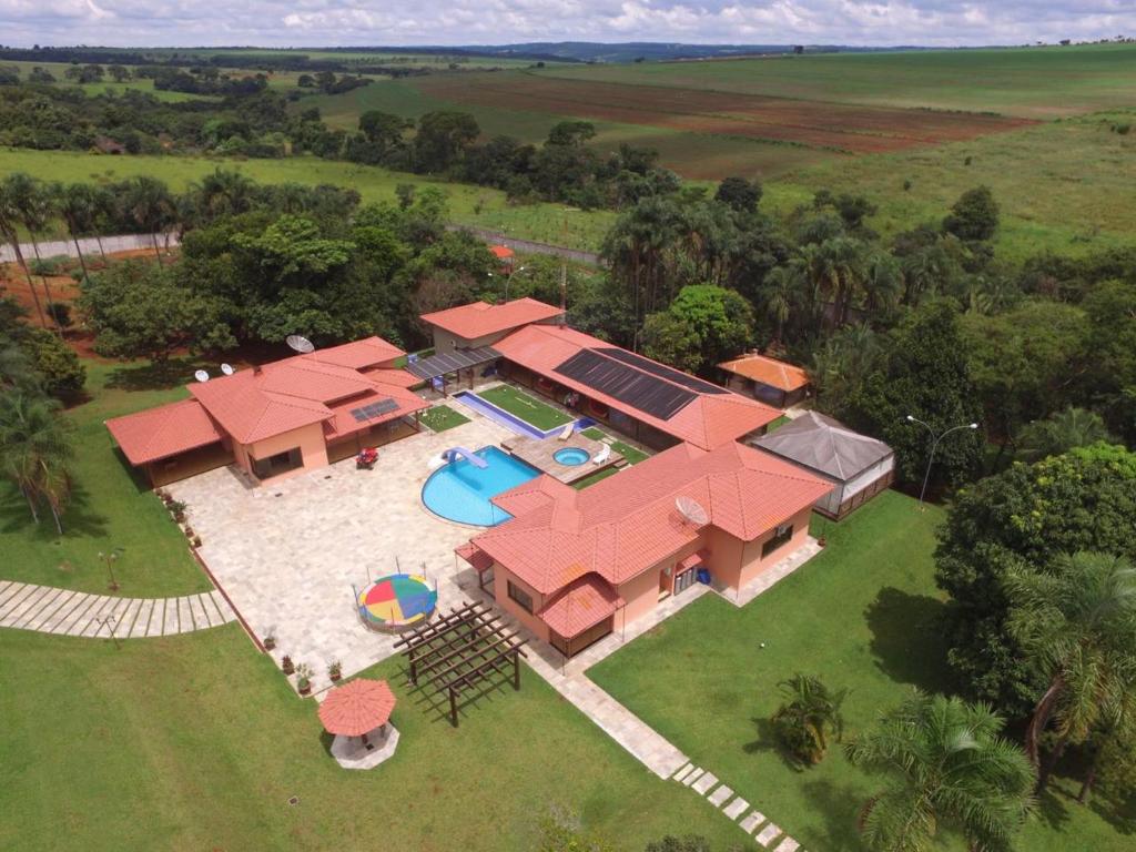 Uma vista aérea de Chácara de Luxo em Anápolis