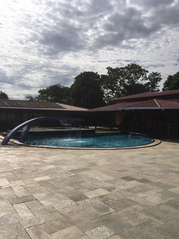Chácara de Luxo em Anápolis - Huis Met Zes Slaapkamers