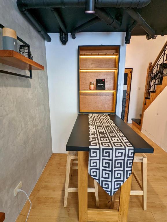 Kuchyň nebo kuchyňský kout v ubytování Budget 1BR Loft Apartment in Cainta Cambridge Village