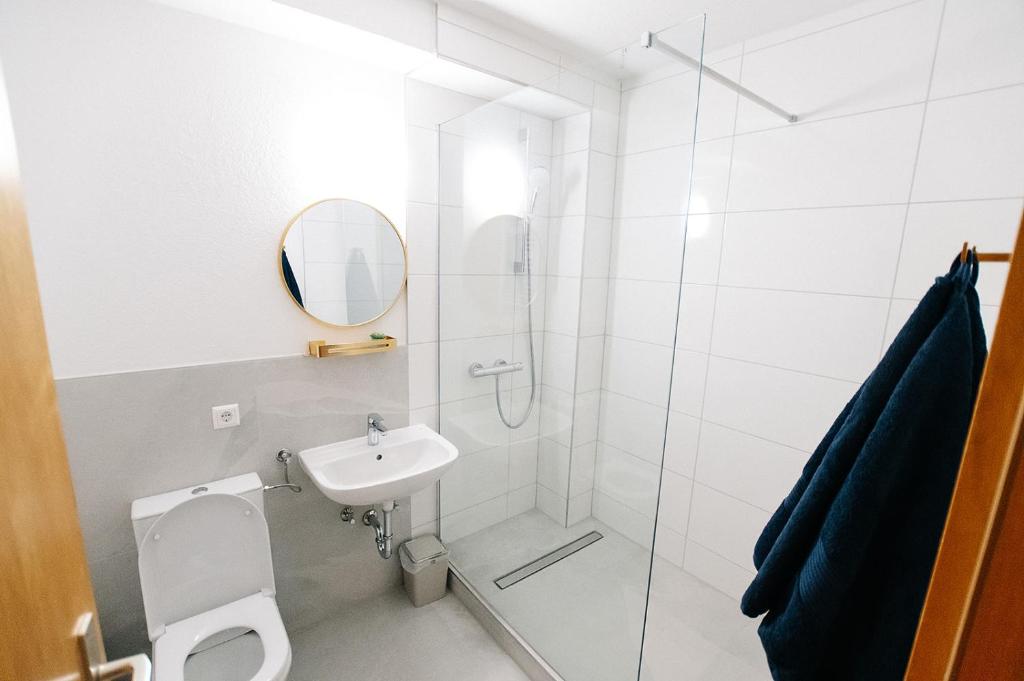 Gasthof Löwen - Double Room With Private Bathroom
