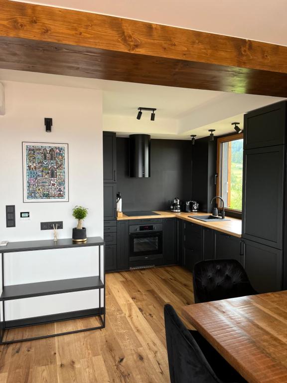 Kuchyňa alebo kuchynka v ubytovaní View & Spa Villa
