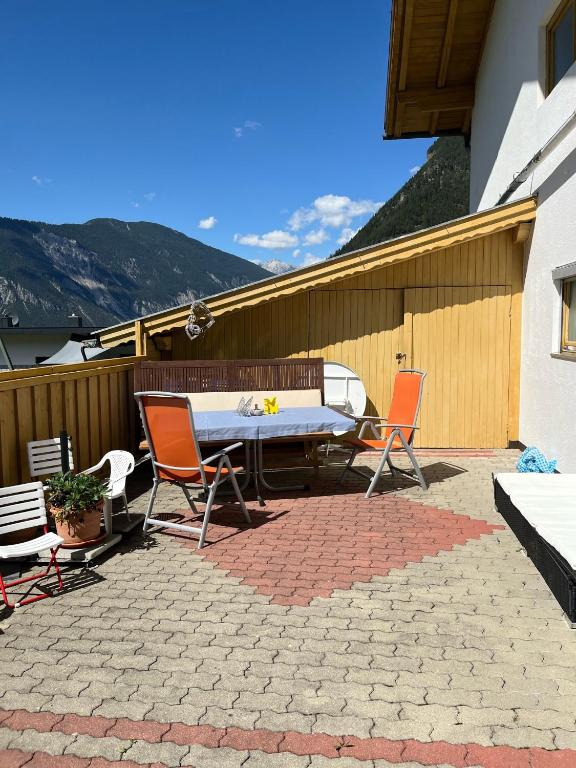 Nespecifikovaný výhled na hory nebo výhled na hory při pohledu z apartmánu