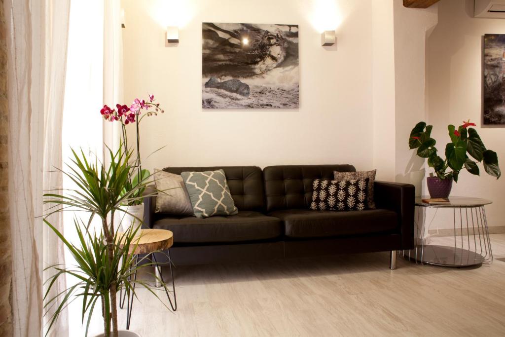 Posezení v ubytování Authentic Charming Apartment/Wifi/Air Conditioning