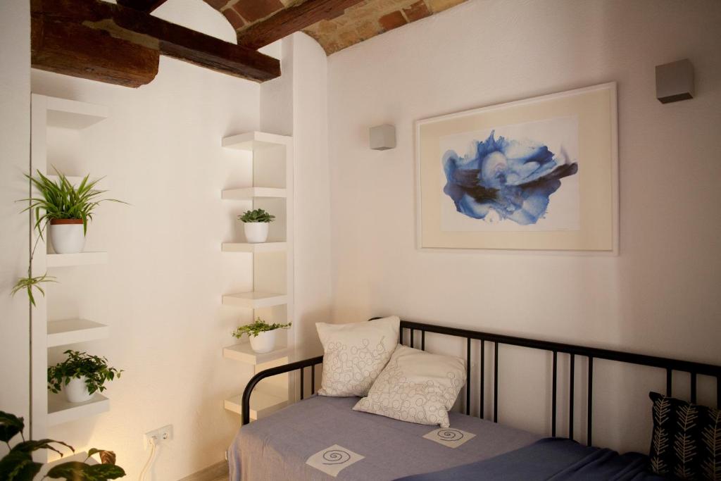 Authentic Charming Apartment/Wifi/Air Conditioning, Valencia ...
