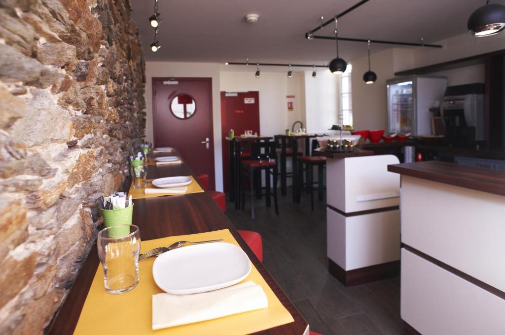 Logis Hotel Chateaubriand - Resim 13