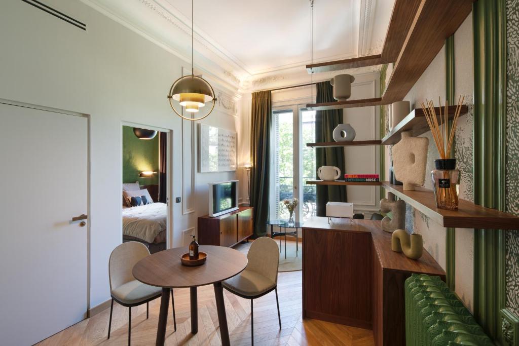 Joro Living - Hizvo